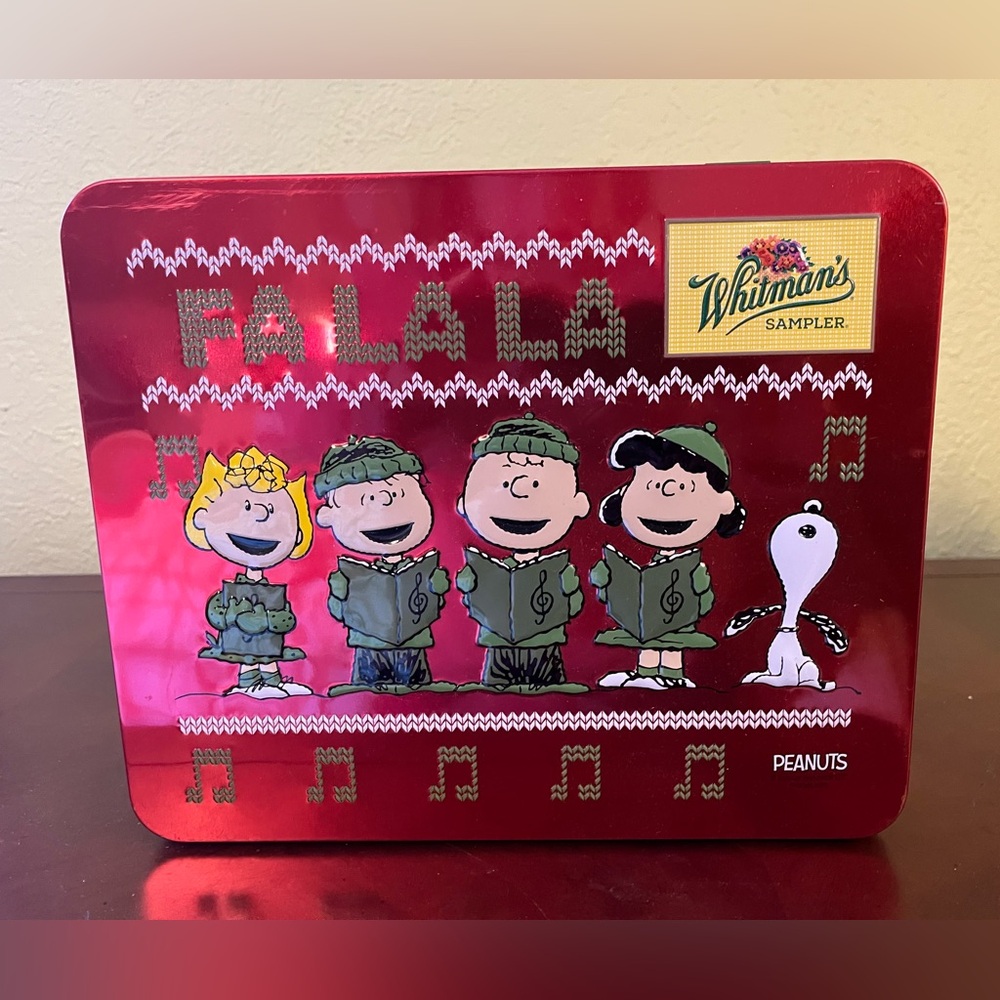 Whitman's Sampler Peanuts Holiday Tin - Picture 2 of 4